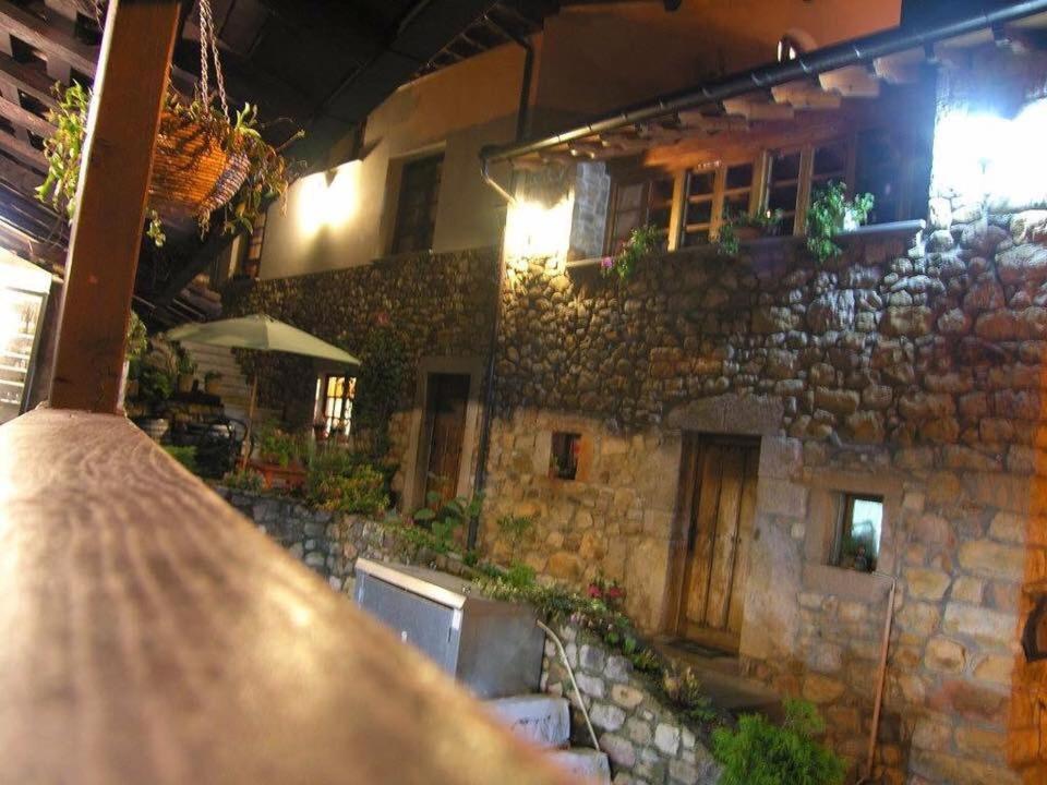 Posada El Pareon Sirviella Dış mekan fotoğraf